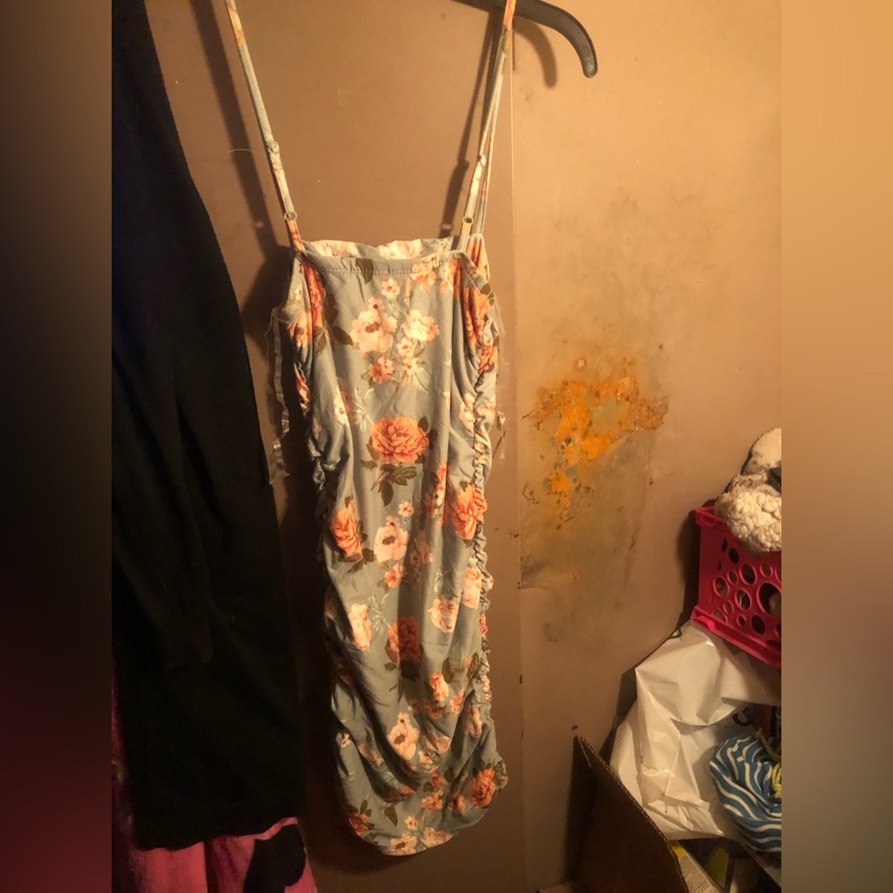 brand rue21 Size XS Color flowers with green